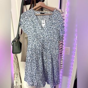 cotton on white/blue floral dress